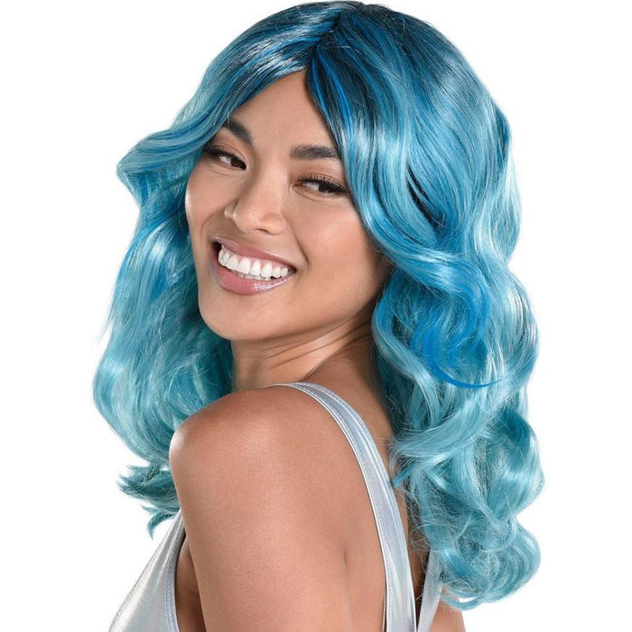 A women wearing a Blue Medium Length Curly Wig.