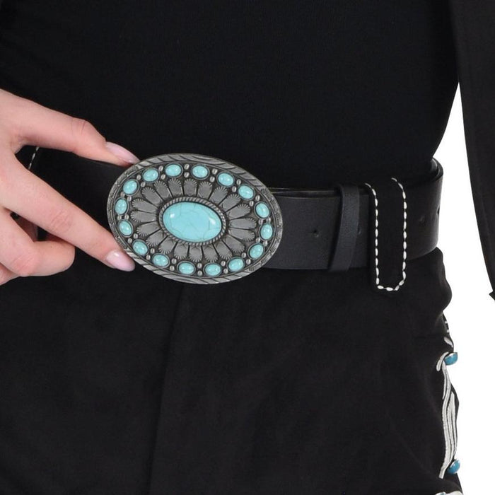 A women wearing a Western Turquoise Faux Leather & Metal Belt.