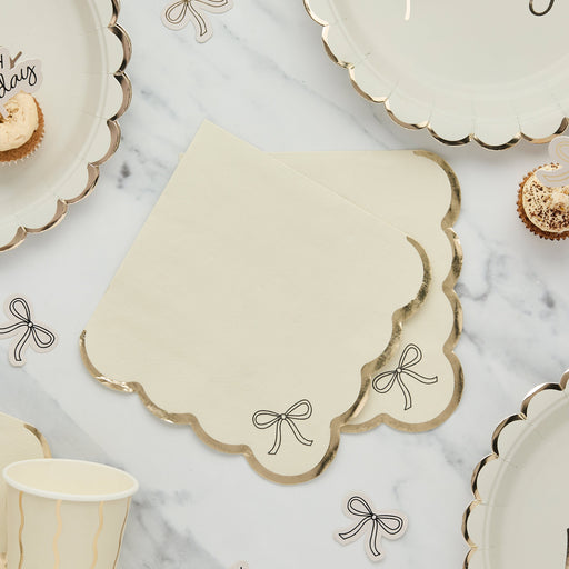 Bow Scallop Edge Paper Napkins - Pack of 16 | 1ct