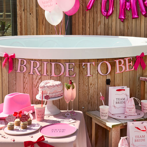 'Bride to be' Card Banner With Pink Satin Bows 2m | 1ct