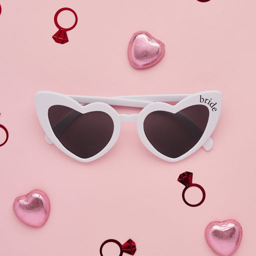White Bride Heart Glasses  - Pack of 1 | 1ct