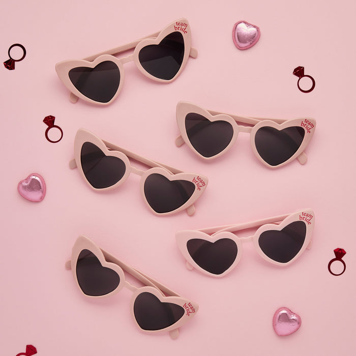 Product photo of Pink Team Bride Heart Glasses  - Pack of 5 — a Hootyballoo party product shown on a plain background.