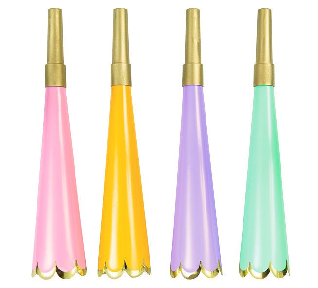 4ct Colorful Horns Scallop Edge - Party Supplies
