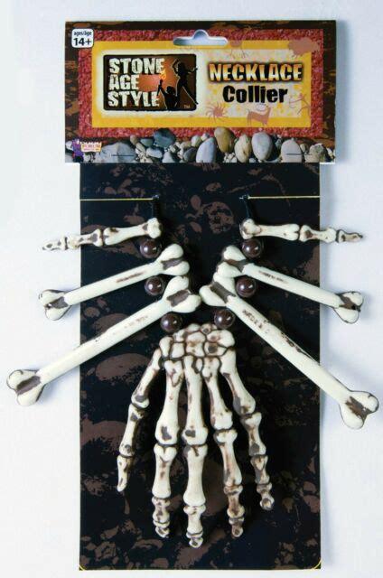 Stone Age/Witch Doctor Hand NECKLACE  | 1 ct