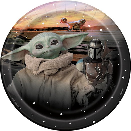 Round black plate featuring Grogu, a Mandalorian character, and desert landscape imagery with white decorative dots around the border.
