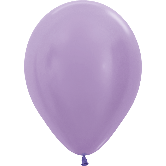Single pearl lilac latex balloon with a dark purple tied knot at the base, displayed against a white background.